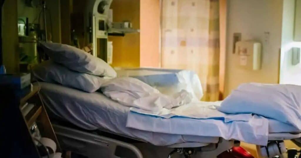 Hospital room ready for labor.